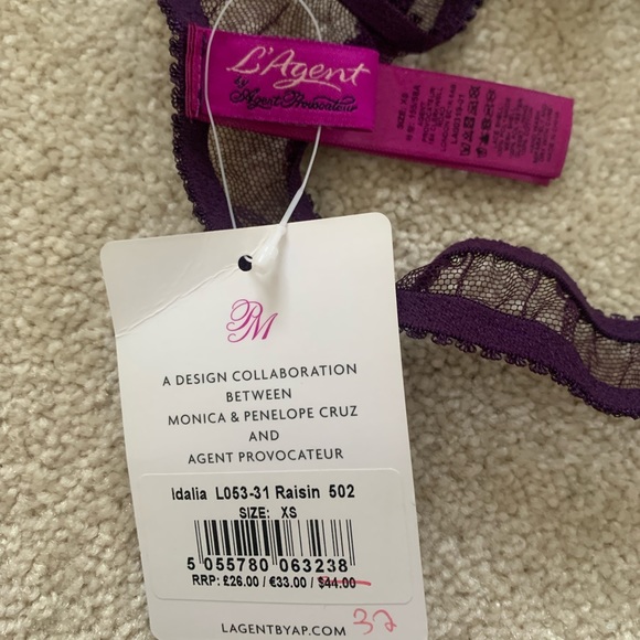 AGENT PROVOCATEUR Thongs - Picture 6 of 8